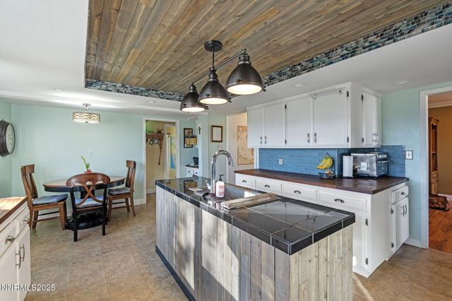 5595 Goldenrod Drive, Reno, NV 89511