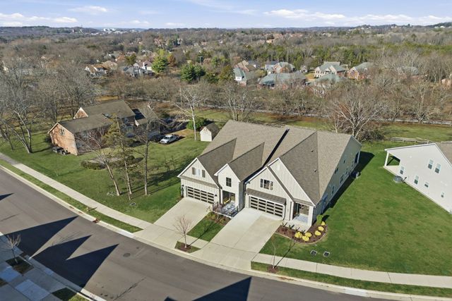 3013 Wiltshire Park Pl, Hermitage, TN 37076