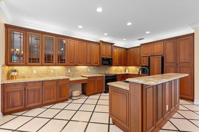 8882 Hidden Acres Drive, Boynton Beach, FL 33473