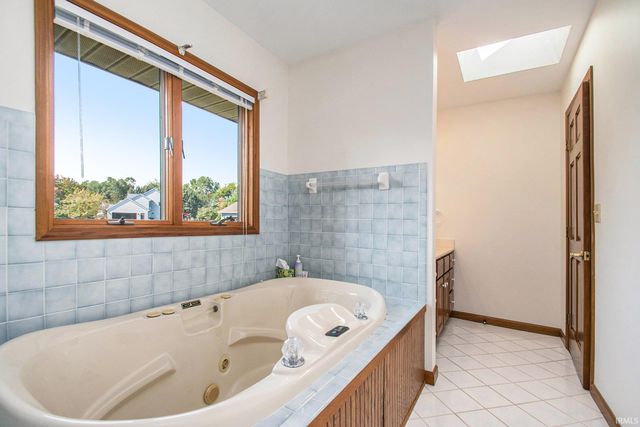 26366 Hummingbird Road, South Bend, IN 46619