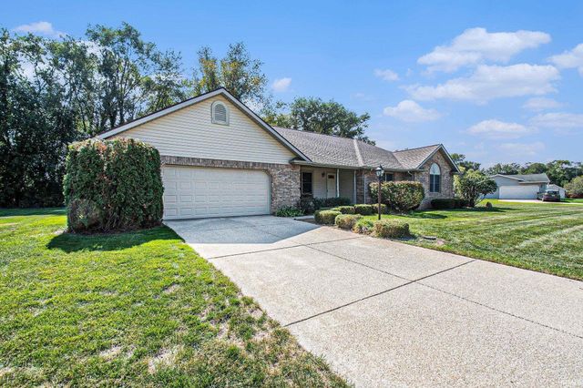 26366 Hummingbird Road, South Bend, IN 46619