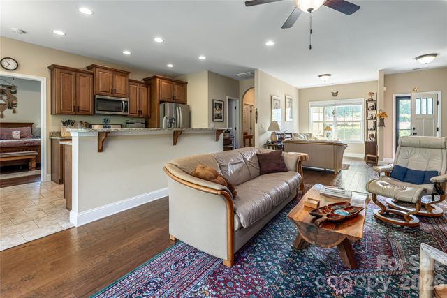 5 Pacifico Drive 3, Asheville, NC 28806