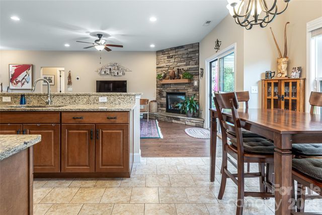 5 Pacifico Drive 3, Asheville, NC 28806