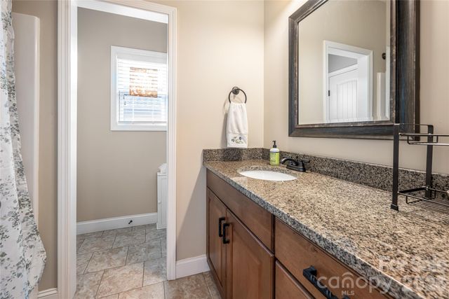 5 Pacifico Drive 3, Asheville, NC 28806