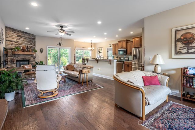 5 Pacifico Drive 3, Asheville, NC 28806