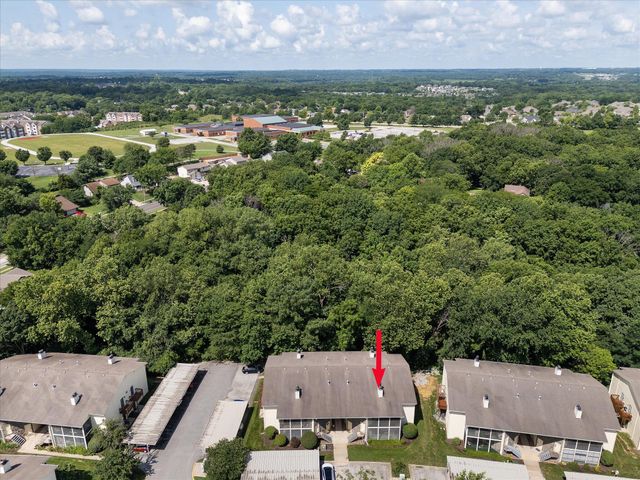 706 PARK DEVILLE PL, Columbia, MO 65203