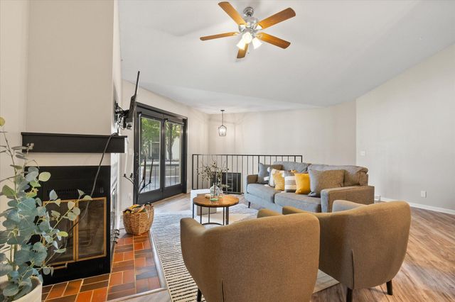 706 PARK DEVILLE PL, Columbia, MO 65203