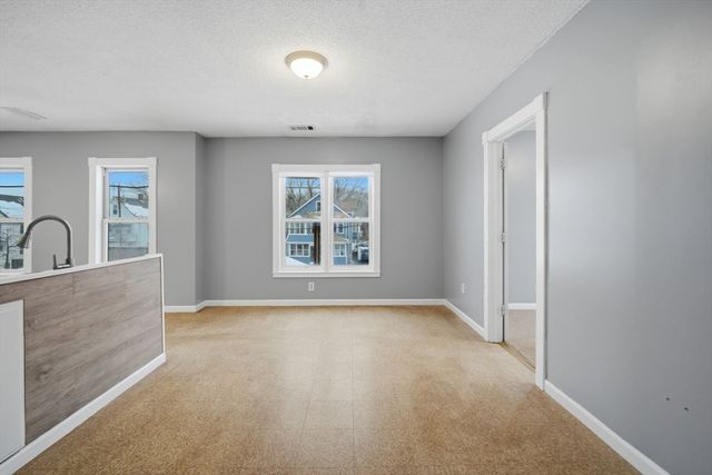 882-884 Liberty St, Springfield, MA 01104