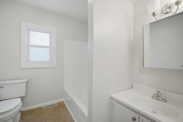 882-884 Liberty St, Springfield, MA 01104