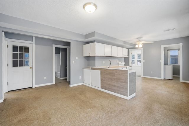 882-884 Liberty St, Springfield, MA 01104