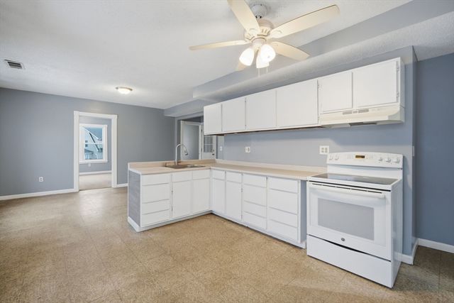 882-884 Liberty St, Springfield, MA 01104