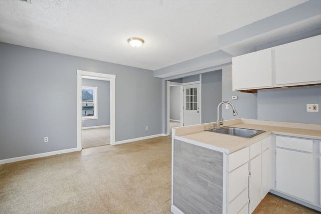 882-884 Liberty St, Springfield, MA 01104