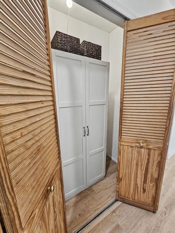 433 SE Seahouse Drive, Port St. Lucie, Port St Lucie, FL 34983