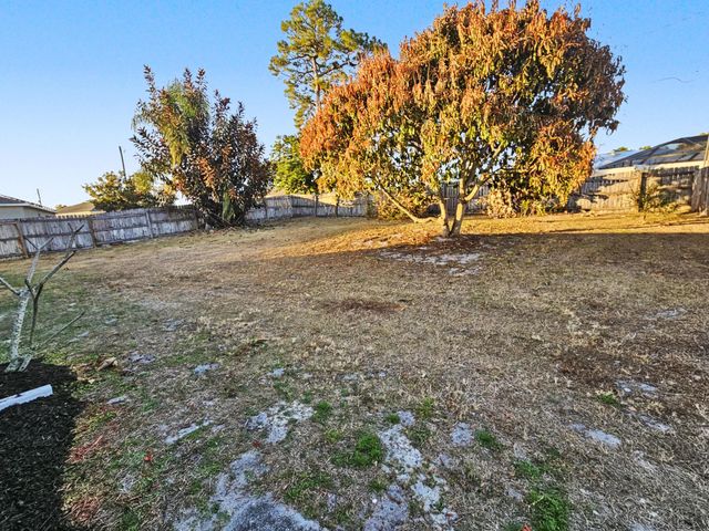 433 SE Seahouse Drive, Port St. Lucie, Port St Lucie, FL 34983