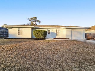 433 SE Seahouse Drive, Port St. Lucie, Port St Lucie, FL 34983