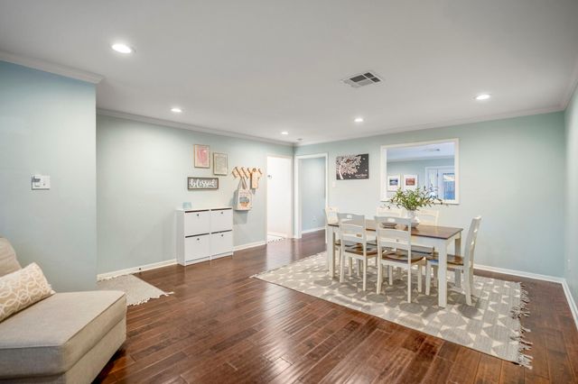 4717 Benning Drive, Houston, TX 77035