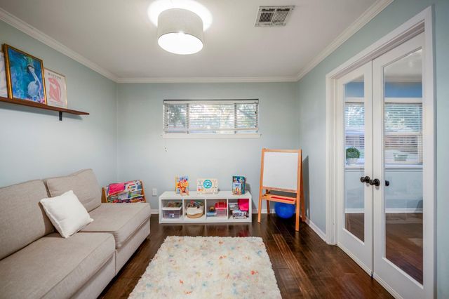 4717 Benning Drive, Houston, TX 77035