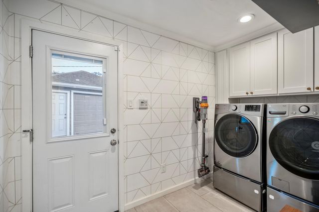 4717 Benning Drive, Houston, TX 77035