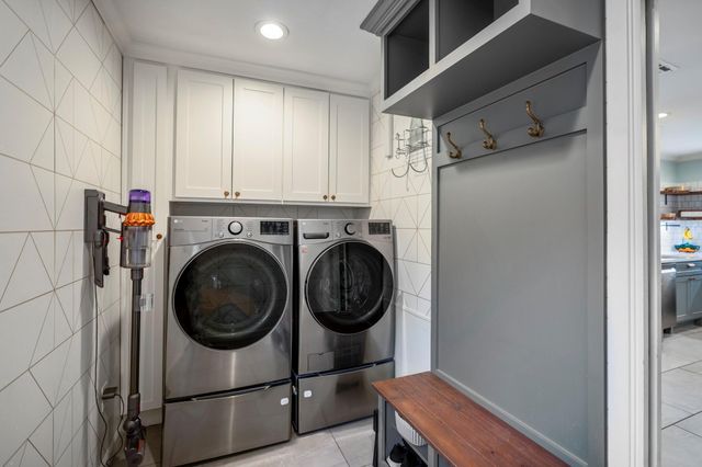 4717 Benning Drive, Houston, TX 77035