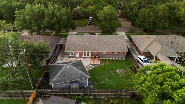 4717 Benning Drive, Houston, TX 77035