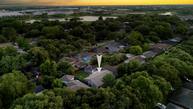 4717 Benning Drive, Houston, TX 77035