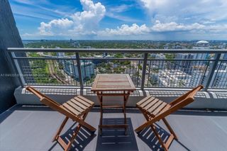 60 SW 13th St 3203, Miami, FL 33130