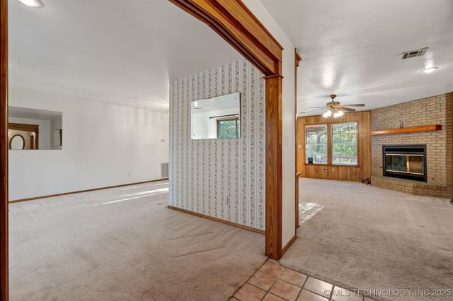 42555 Timber Ridge Road, Howe, OK 74940