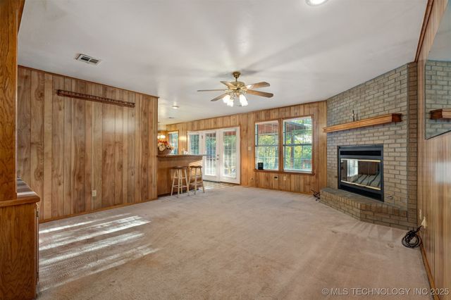 42555 Timber Ridge Road, Howe, OK 74940