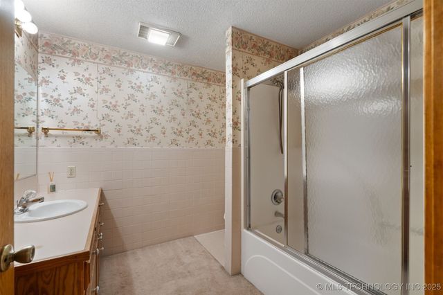 42555 Timber Ridge Road, Howe, OK 74940