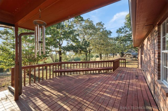 42555 Timber Ridge Road, Howe, OK 74940