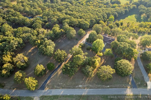 42555 Timber Ridge Road, Howe, OK 74940