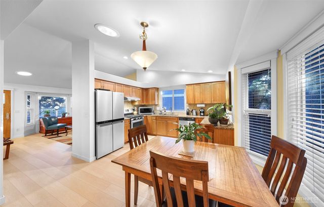 1435 Fruitland Drive, Bellingham, WA 98226