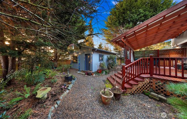 1435 Fruitland Drive, Bellingham, WA 98226