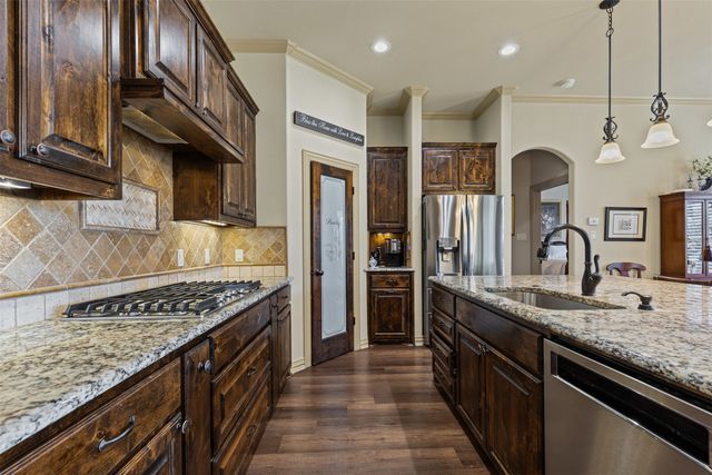 117 Birdie Drive, Lipan, TX 76462