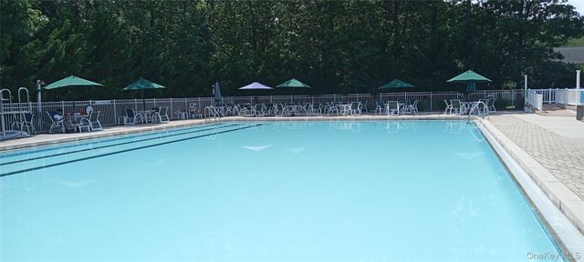 1661 OLD COUNTRY Road 539, Riverhead, NY 11901
