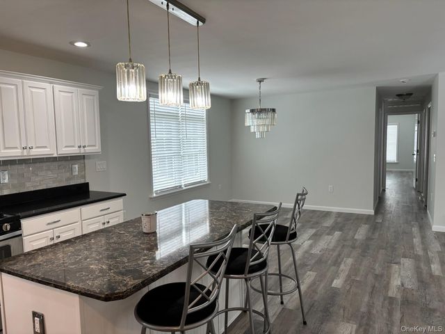 1661 OLD COUNTRY Road 539, Riverhead, NY 11901