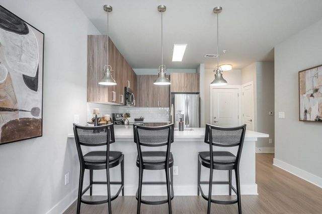 1880 Maple Drive NW B2, Kennesaw, GA 30144