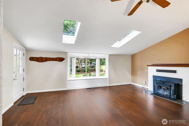 13722 Interlake Avenue N, Seattle, WA 98133