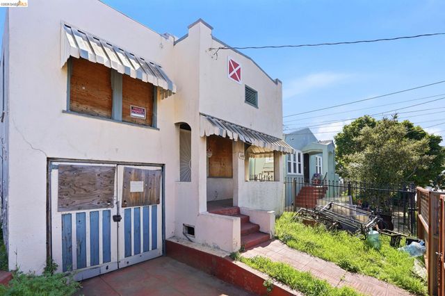 1610 52nd Ave, Oakland, CA 94601