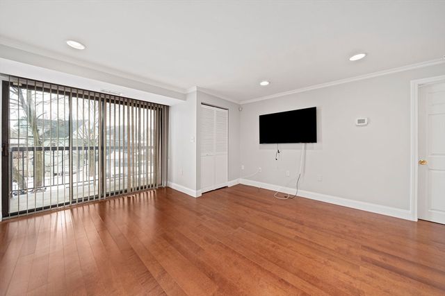 500 Salem St 307, Medford, MA 02155