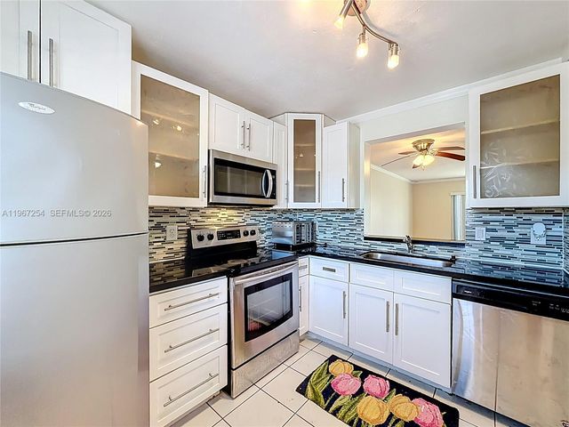 8740 N Sherman Cir 206, Miramar, FL 33025