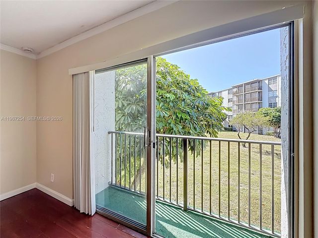 8740 N Sherman Cir 206, Miramar, FL 33025