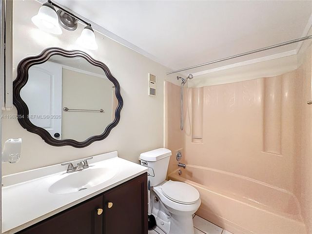 8740 N Sherman Cir 206, Miramar, FL 33025