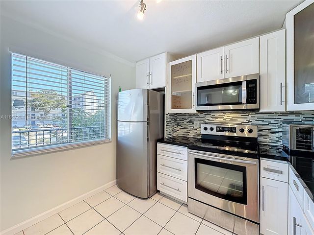 8740 N Sherman Cir 206, Miramar, FL 33025