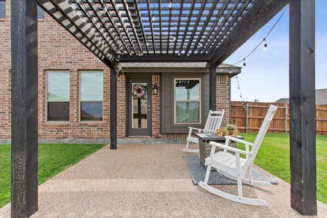 1046 Kreece Drive, Hewitt, TX 76643