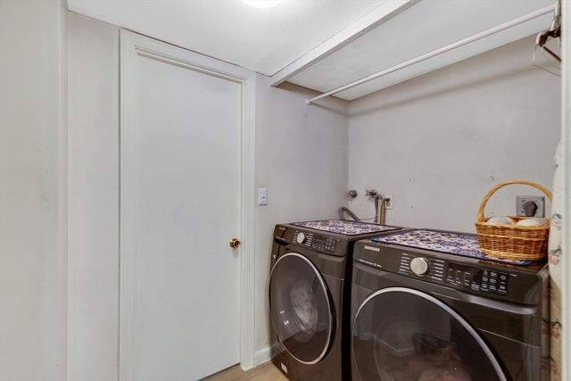 15 Conestoga Rd, Lexington, MA 02421