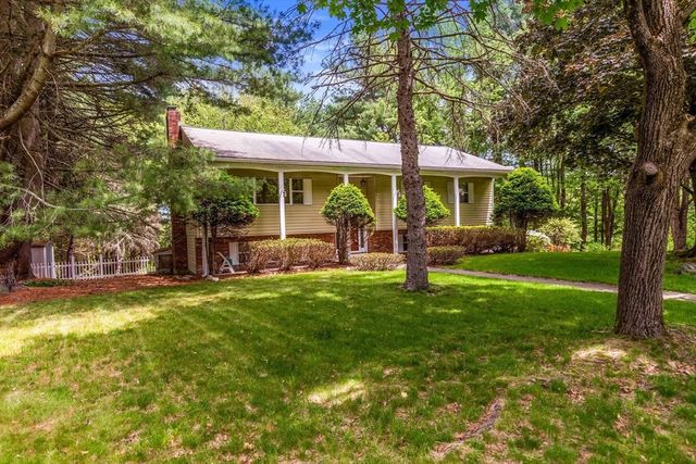 15 Conestoga Rd, Lexington, MA 02421