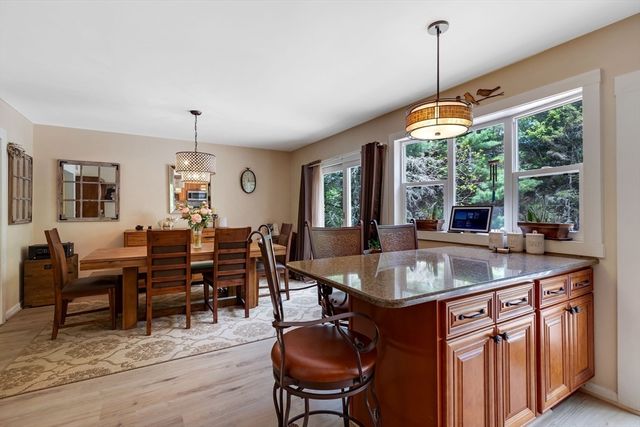 15 Conestoga Rd, Lexington, MA 02421