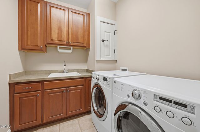 551 Mountain Laurel, Chapel Hill, NC 27517