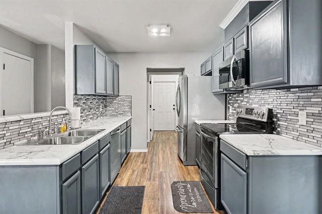 7308 Park Meadow Drive, Oklahoma City, OK 73132